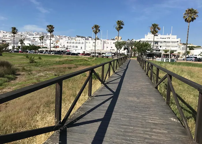 Alamar Bonito A 70 Metros De La Playa Wifi Gratis דירה