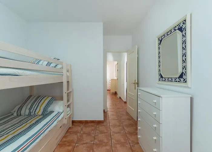 Alamar Bonito A 70 Metros De La Playa Wifi Gratis דירה *